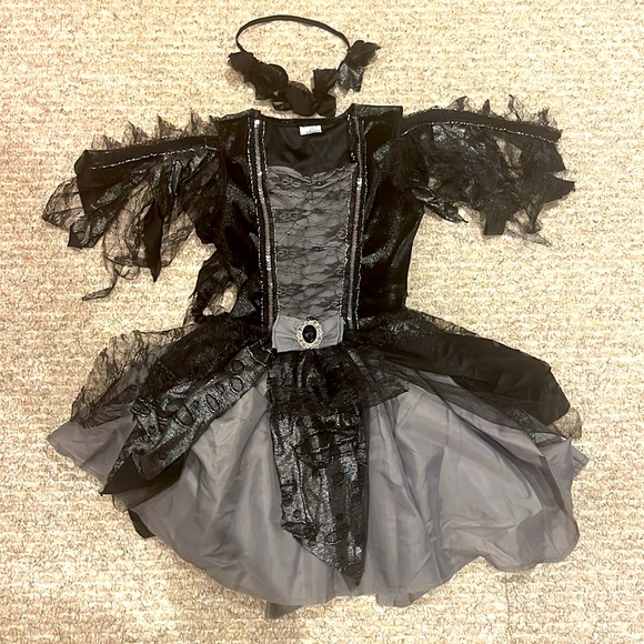 SPIRIT HALLOWEEN Kids Fallen Angel Costume (Size - Medium) - Picture 3 of 8